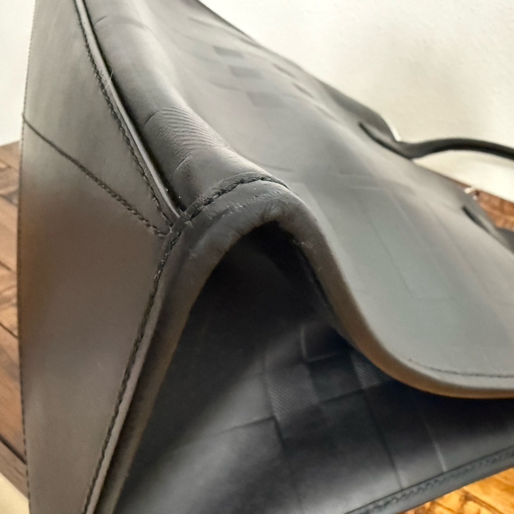 Burberry Black Leather Tote - Picture 4 of 15